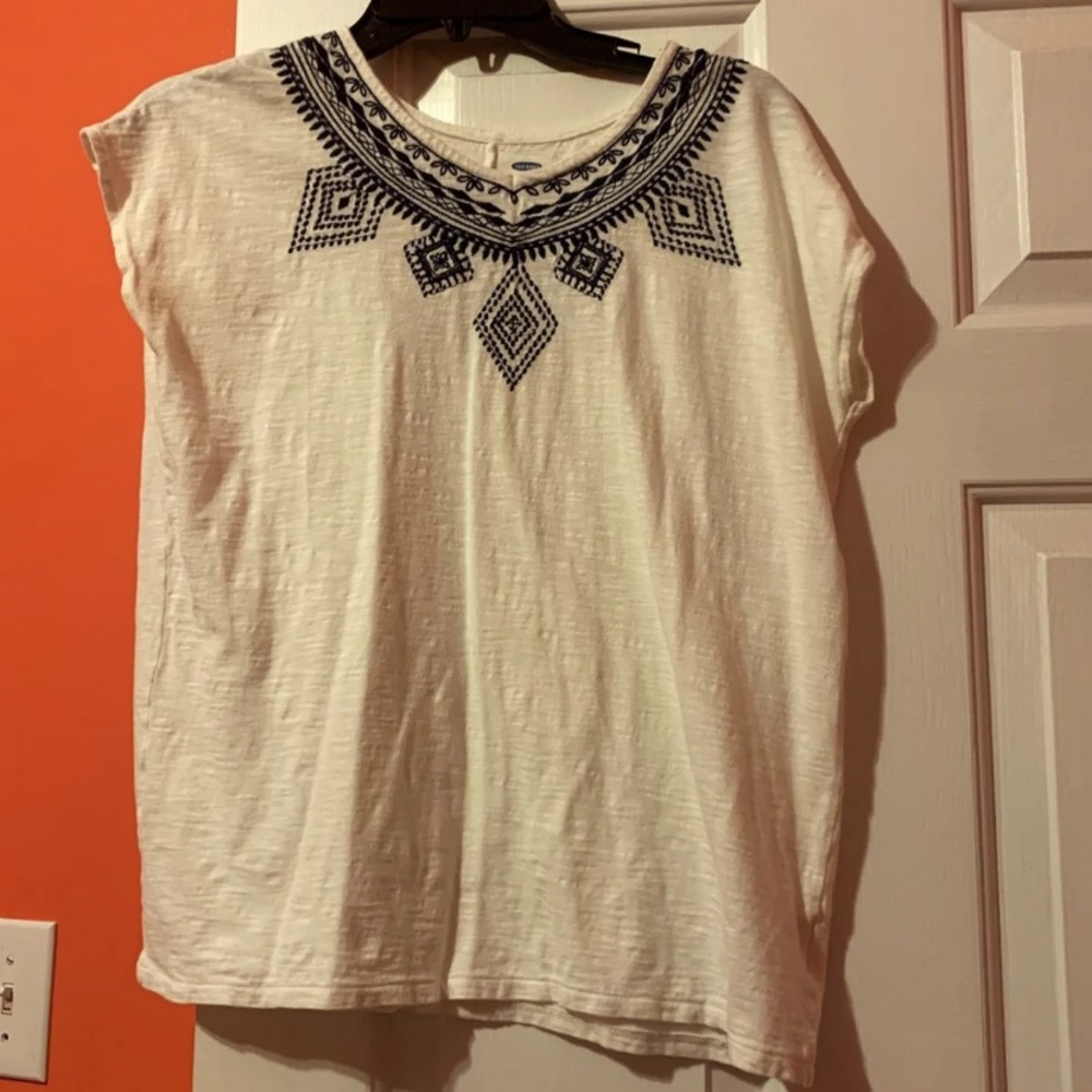Short sleeve shirt